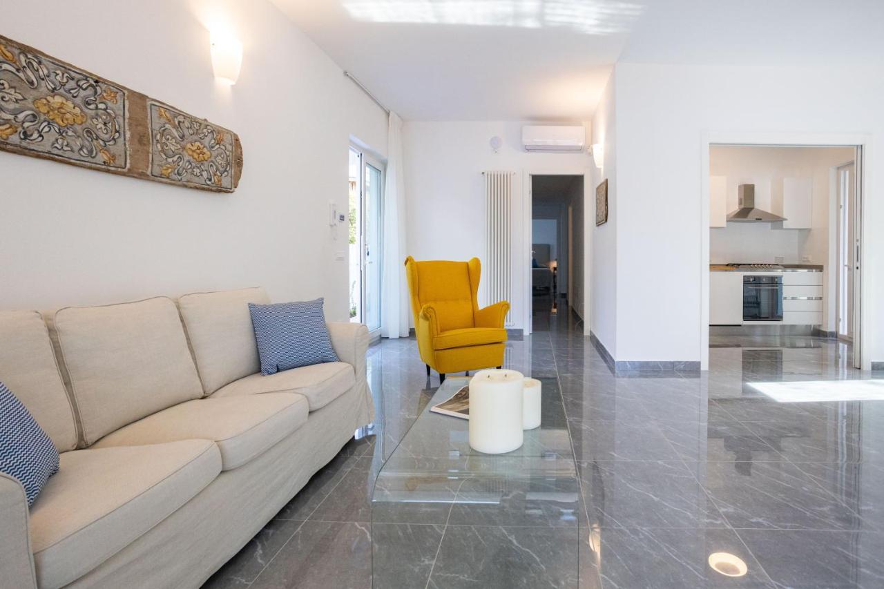 Cube 67 - Garden Apartment Palermo Bagian luar foto